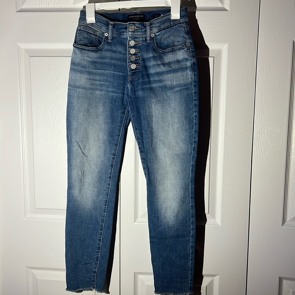 Women’s low rise, lucky brand jeans size 0/25